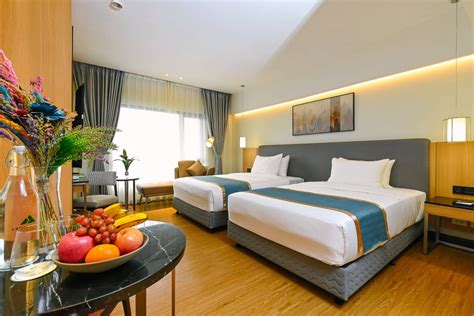 ARDENHILLS SUITES $40 ($̶6̶7̶) .